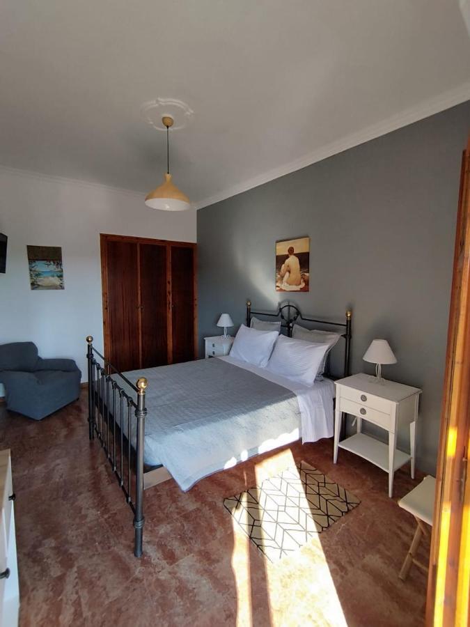 Teo & Niki Appartement *
